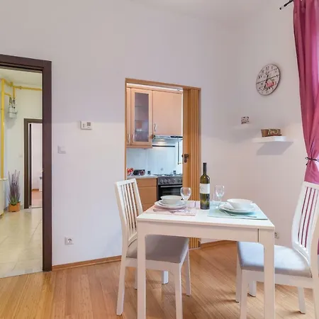 Fiorelin Apartament Pula